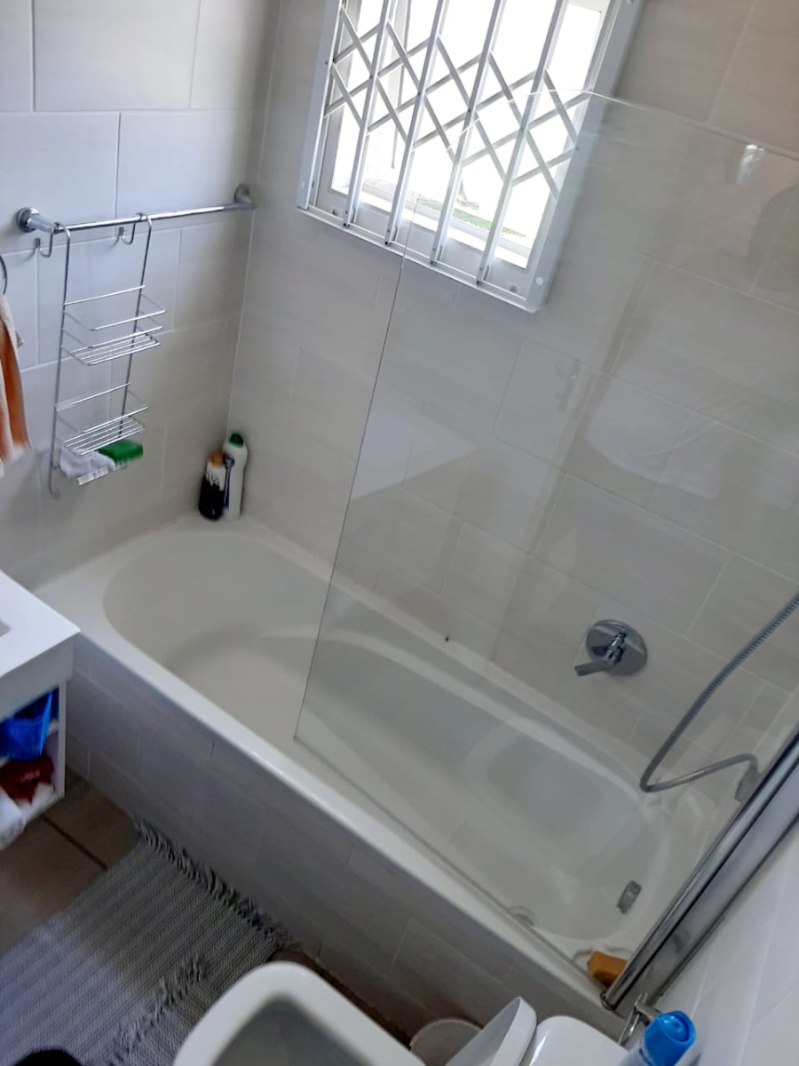 3 Bedroom Property for Sale in Haven Hills Eastern Cape